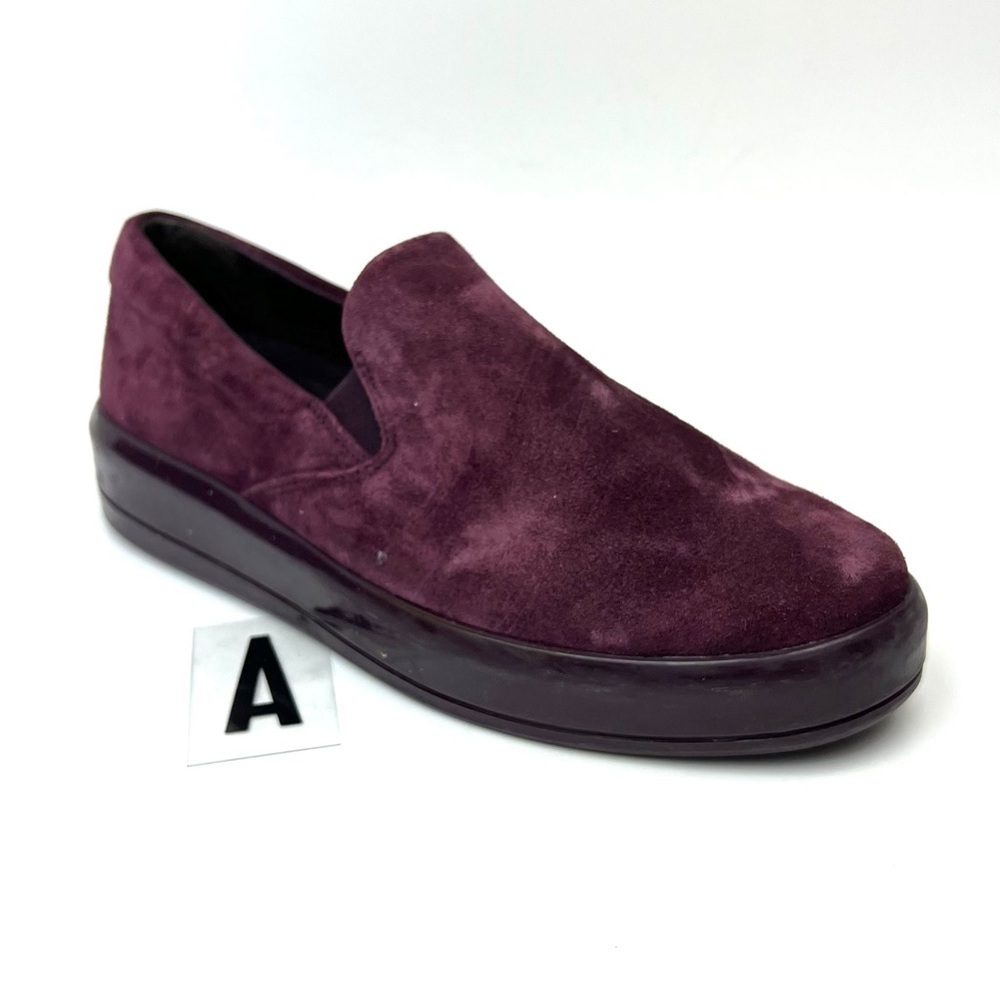 PRADA Slip-On Sneaker sz 8